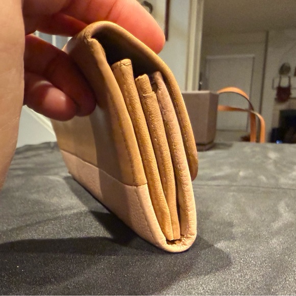 Chloe Indy Continental Flap Wallet Blush Pink Grained Leather Logo Closure - Picture 13 of 16